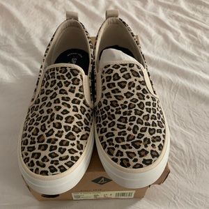 New in box Sperry Twin Gore Slip On in Cheetah print. Size 7.5